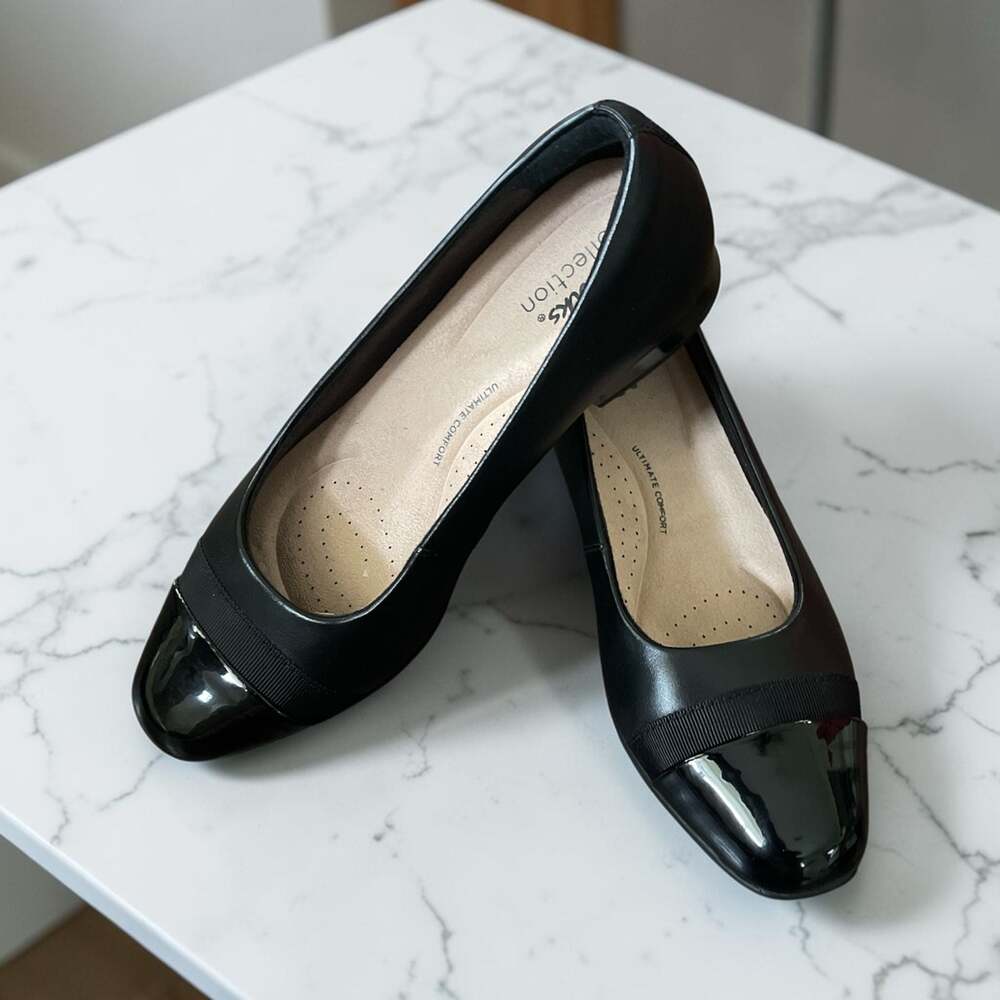 Clarks Collection Juliet Monte Black Cap Toe Pumps Size 6.5M